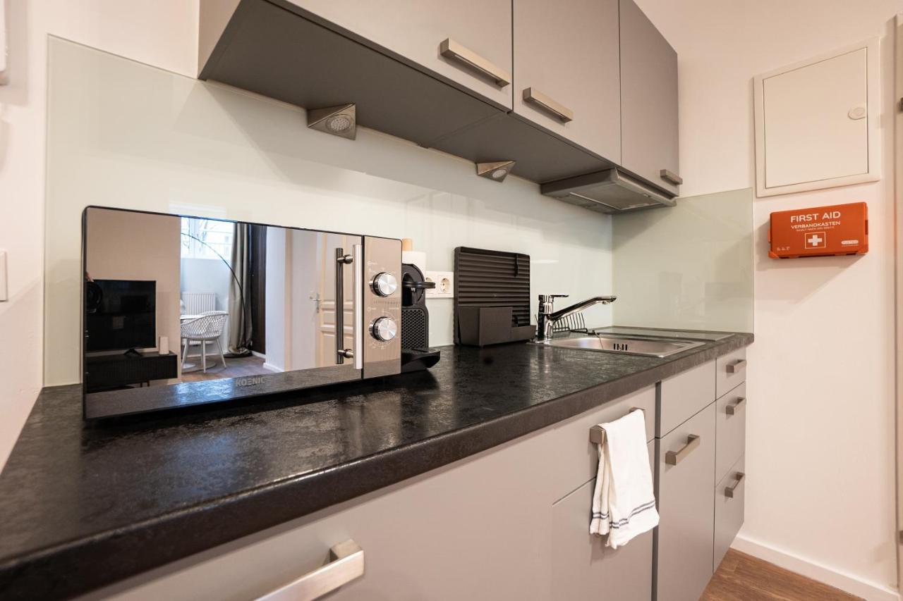 Stylish Apartment With Dedicated Working Space And Super King-Size Bed Located Between City Centre And Donau River Wien Exterior foto